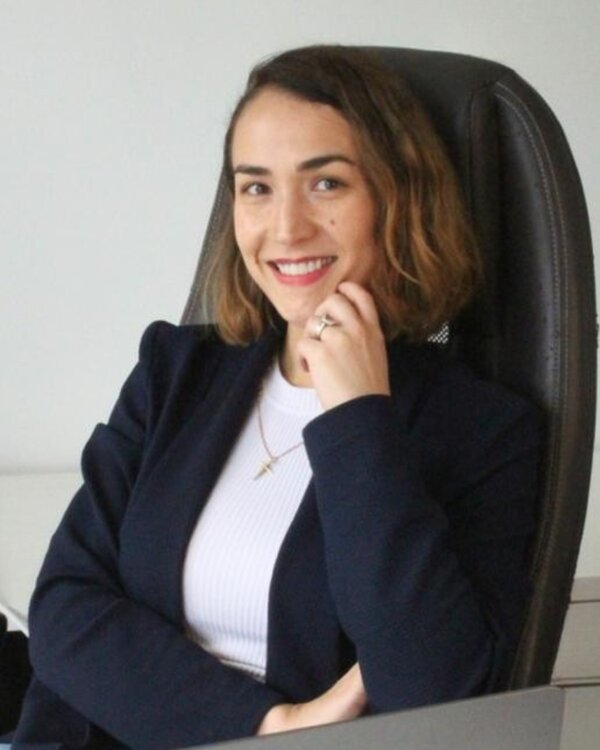 Mónica María Ortiz Rodríguez, Agente Asociada de Seguros México